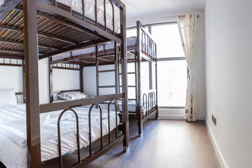 Gold Bee Dormitary Service Apartment โฮจิมินห์ซิตี้ ภายนอก รูปภาพ