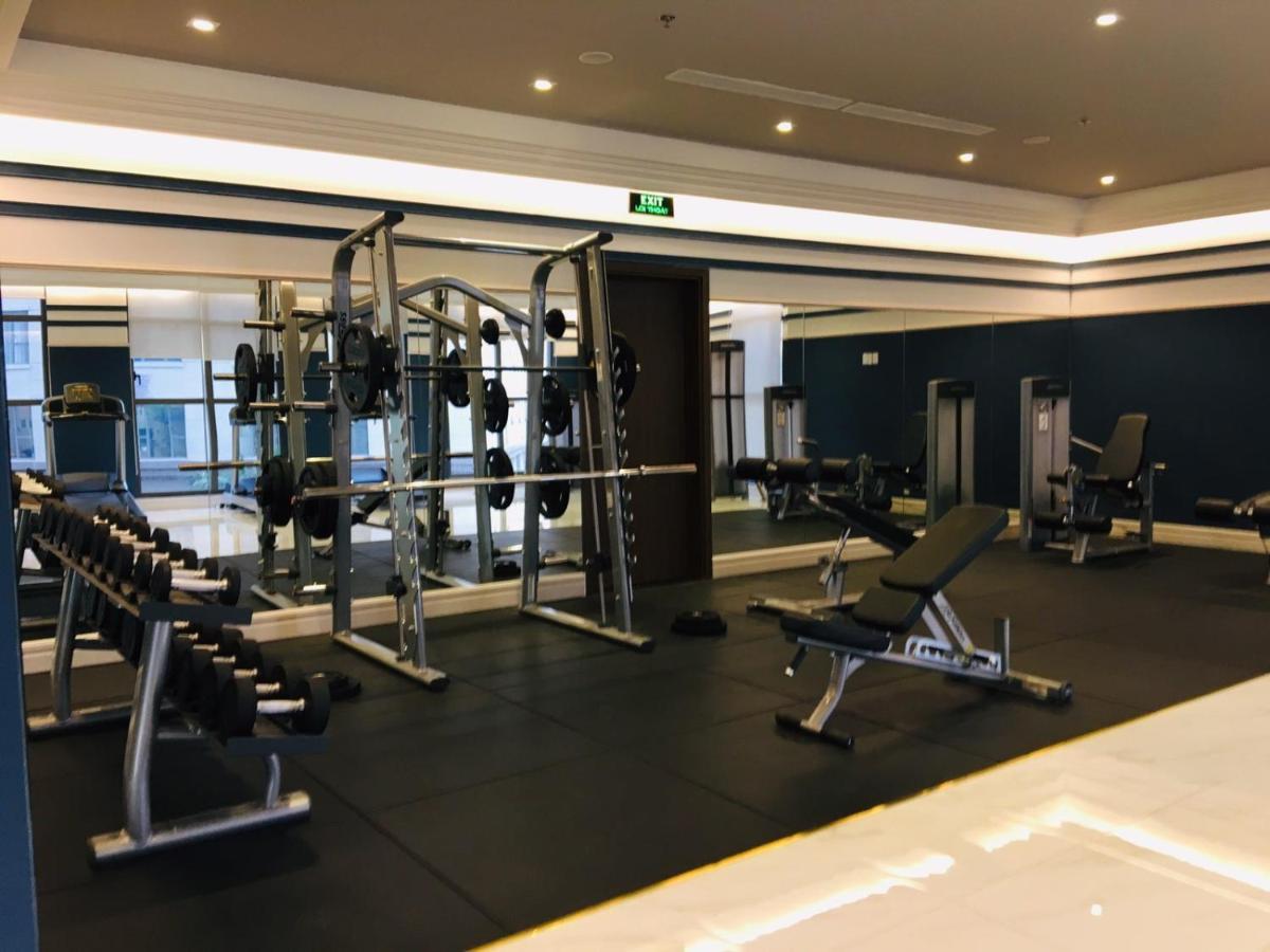 Gold Bee Dormitary Service Apartment โฮจิมินห์ซิตี้ ภายนอก รูปภาพ