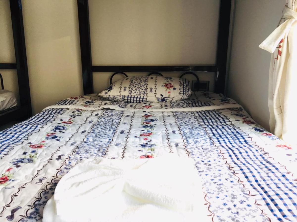 Gold Bee Dormitary Service Apartment โฮจิมินห์ซิตี้ ภายนอก รูปภาพ