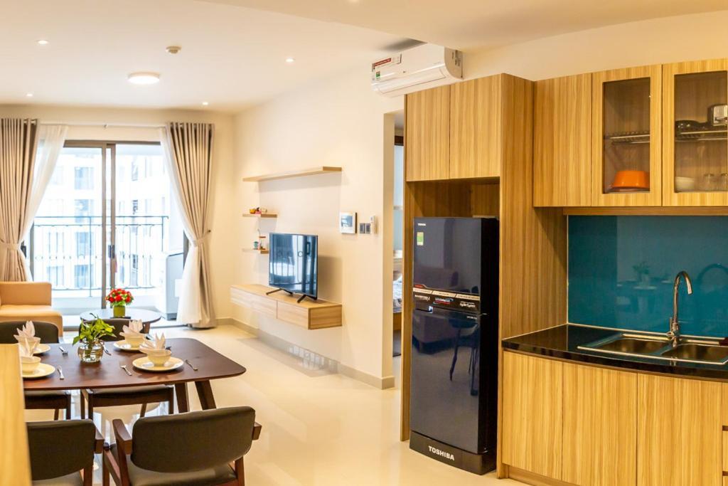 Gold Bee Dormitary Service Apartment โฮจิมินห์ซิตี้ ภายนอก รูปภาพ